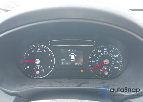 2019 Kia Sorento Lx/S z USA, uszkodzony, nr VIN 5XYPGDA59KG480175